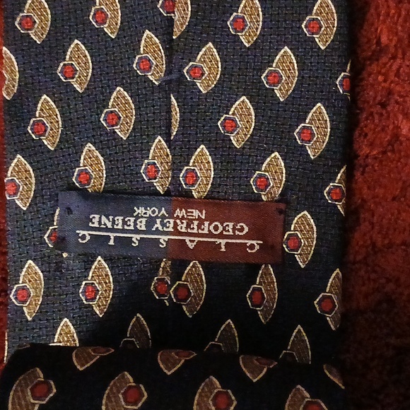Geoffrey Beene Men’s Tie. - Picture 1 of 2